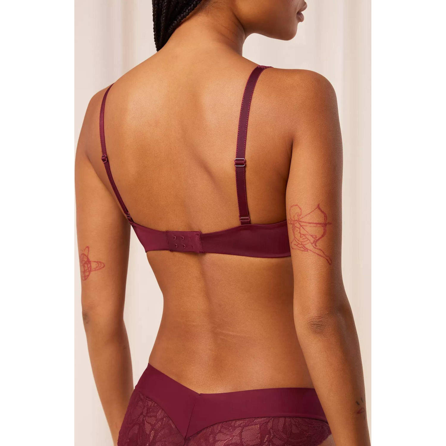 Triumph voorgevormde beugelbh Body Make-up Illusion donkerrood