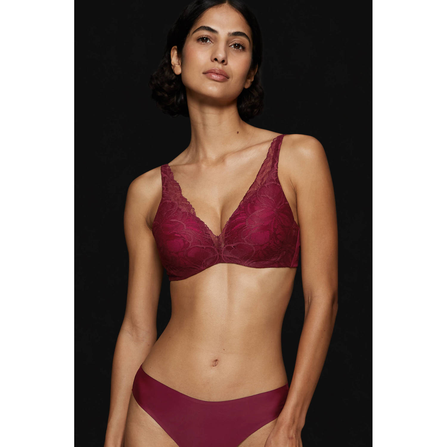 Triumph voorgevormde beugelbh Body Make-up Illusion donkerrood