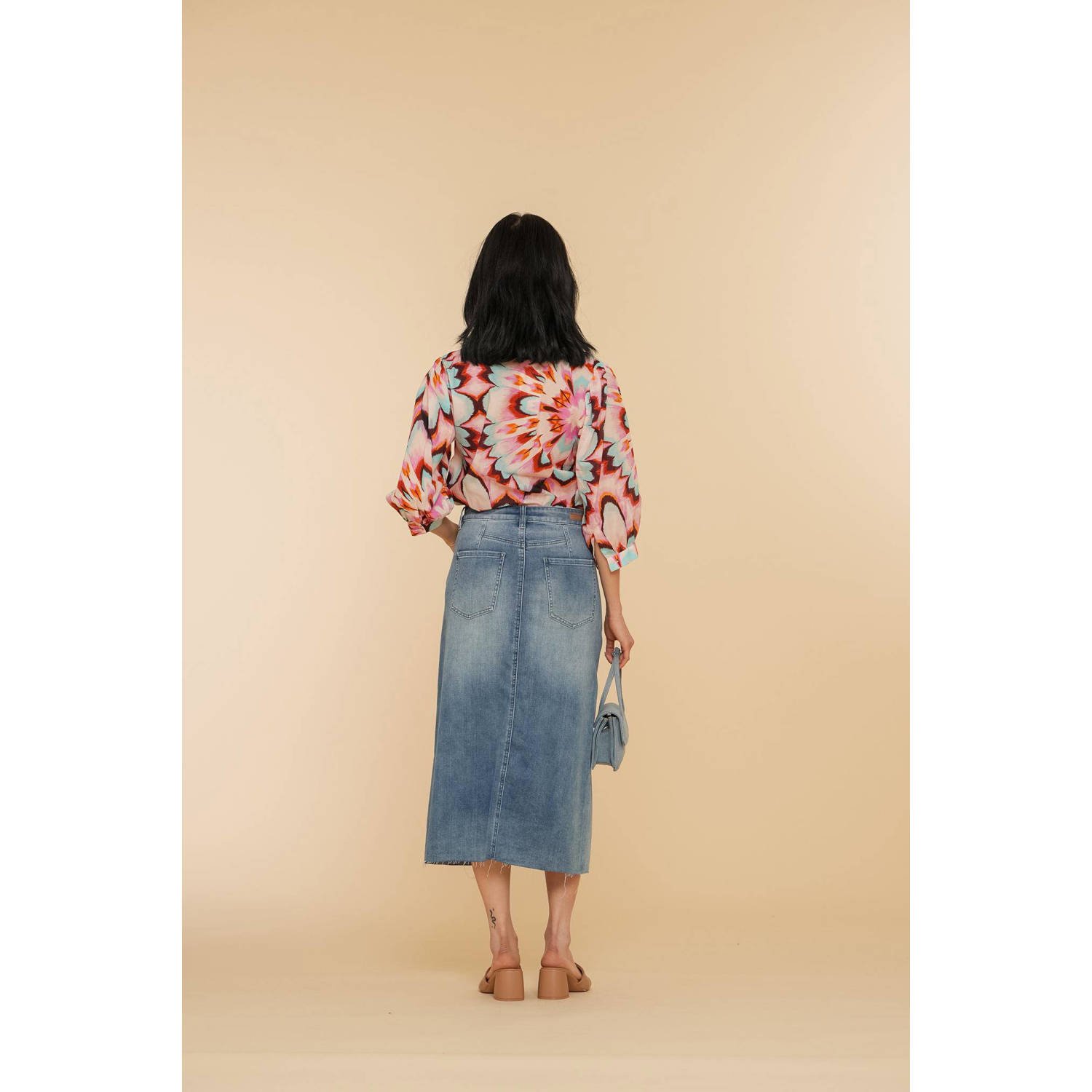 Geisha blouse met all over print ecru roze blauw