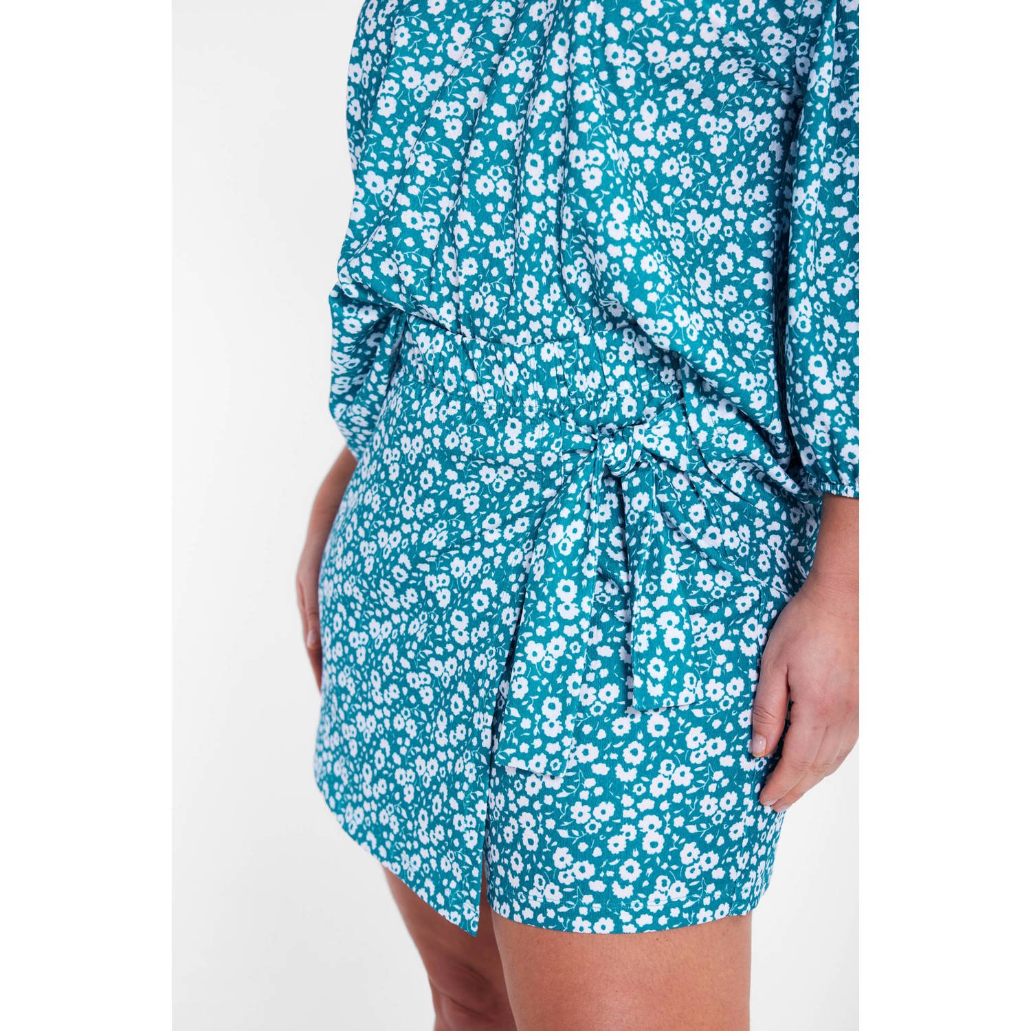 Miljuschka by Wehkamp skort met bloemen print turquoise