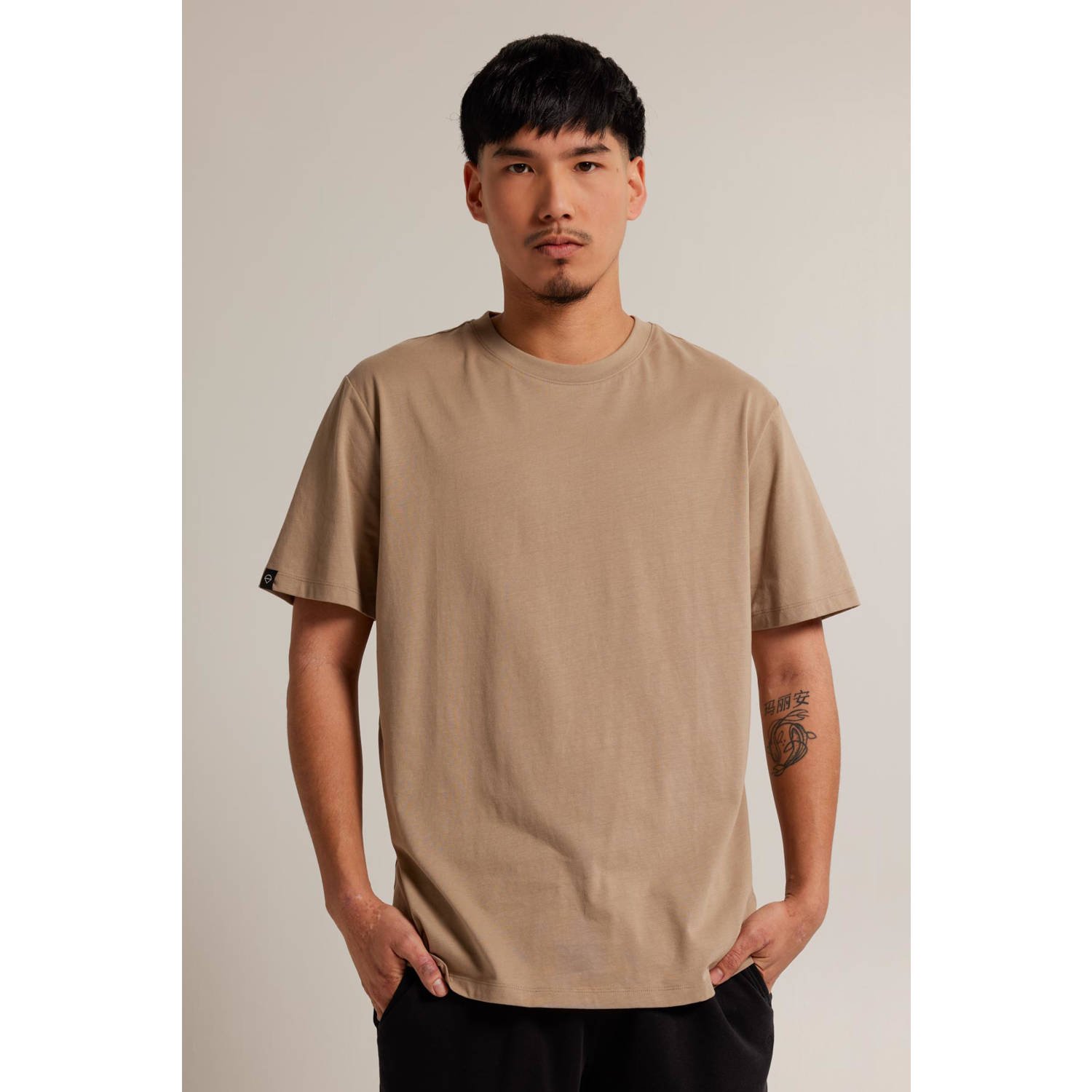 America Today oversized T-shirt Eric beige