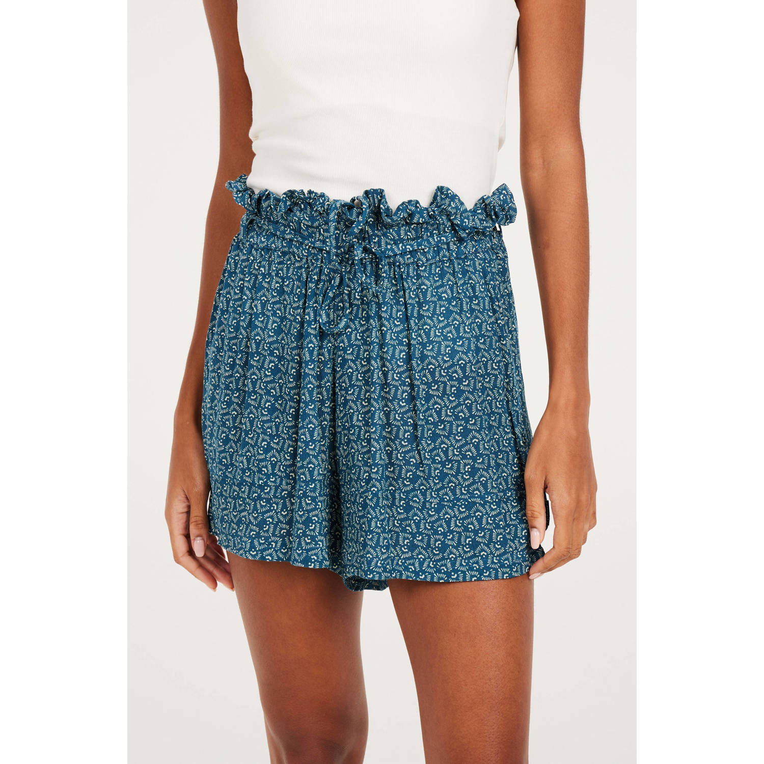 Protest high waist loose fit short met all over print blauw