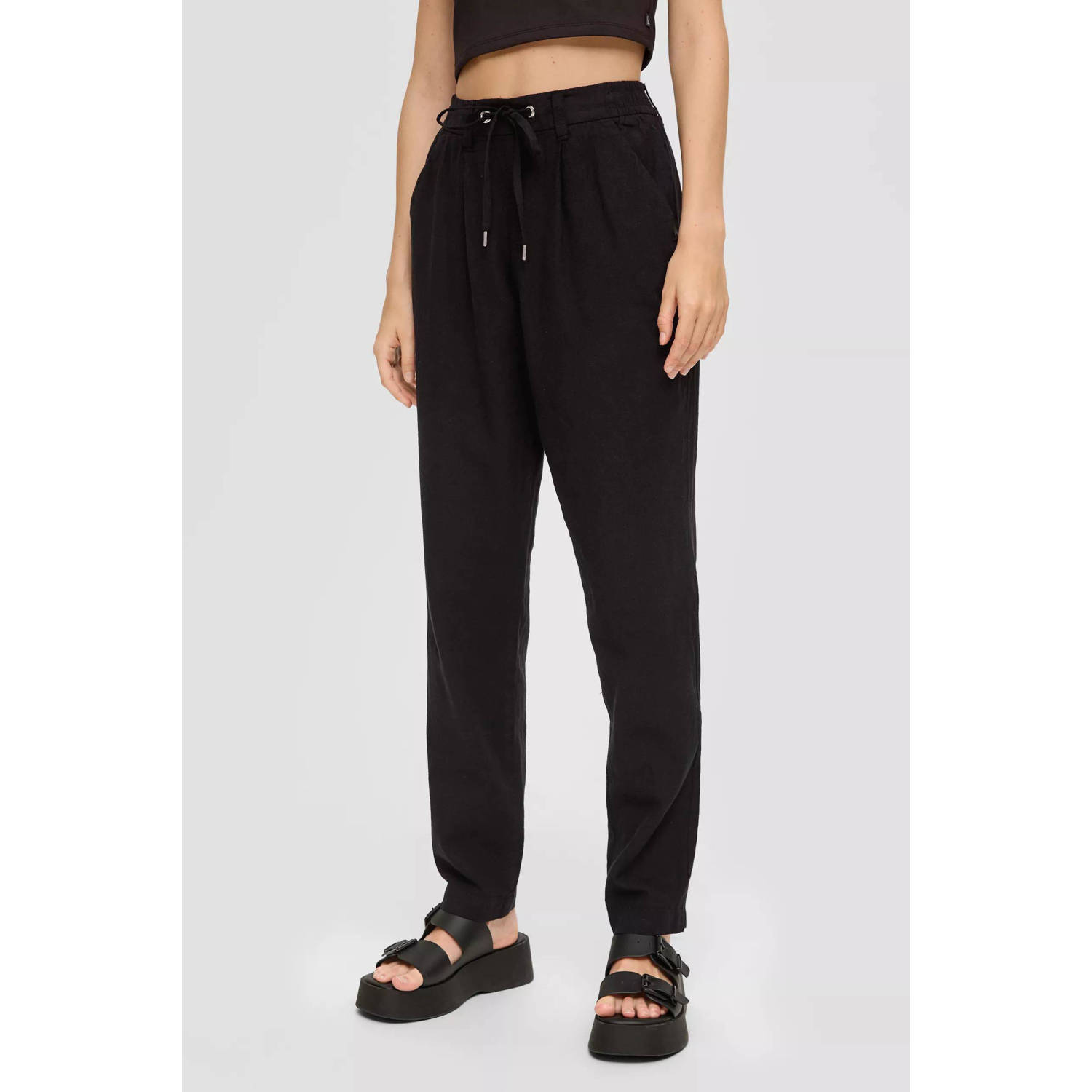 Q S by s.Oliver high waist tapered fit pantalon zwart