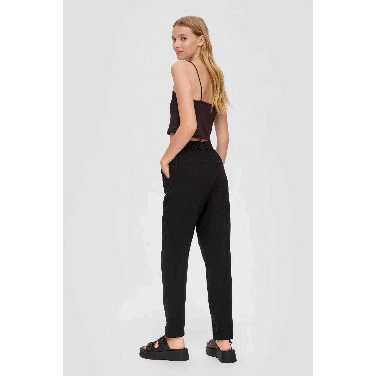 Q S by s.Oliver high waist tapered fit pantalon zwart