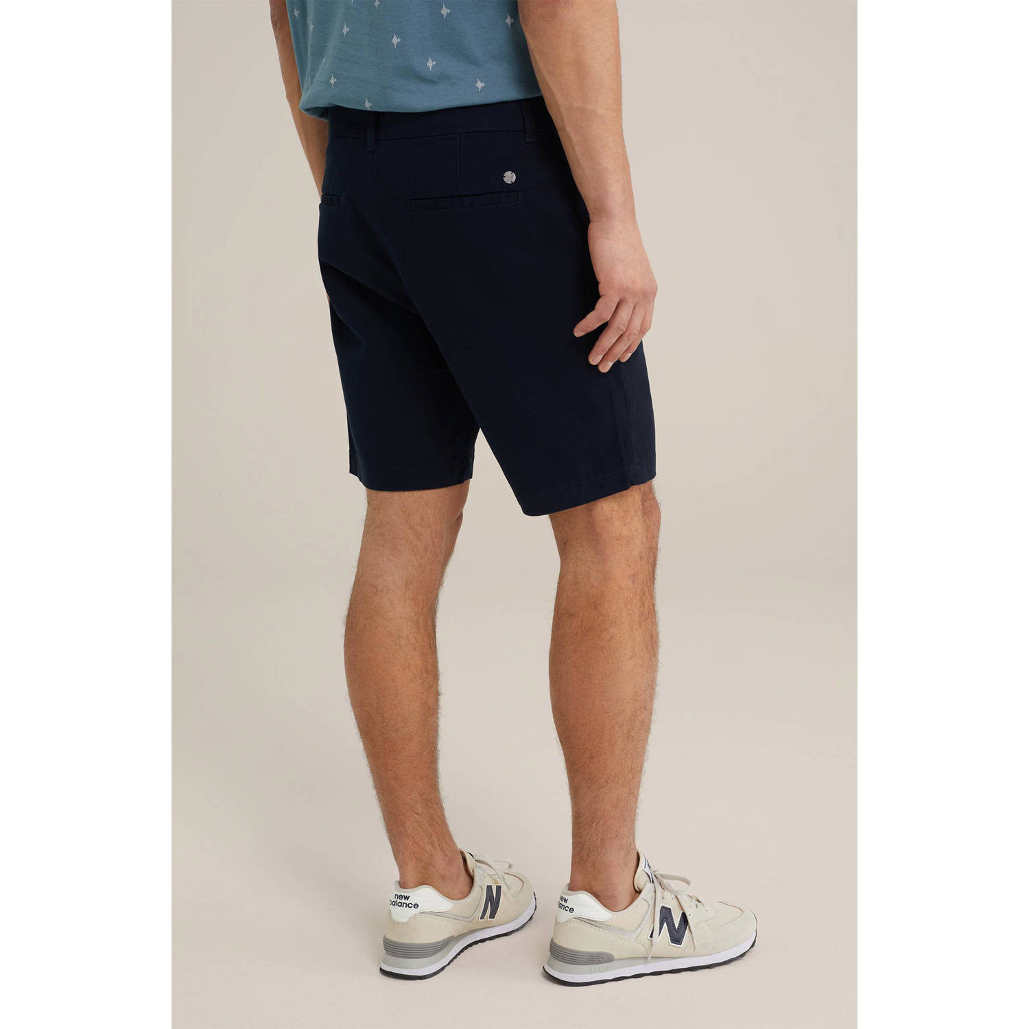 WE Fashion regular fit short donkerblauw