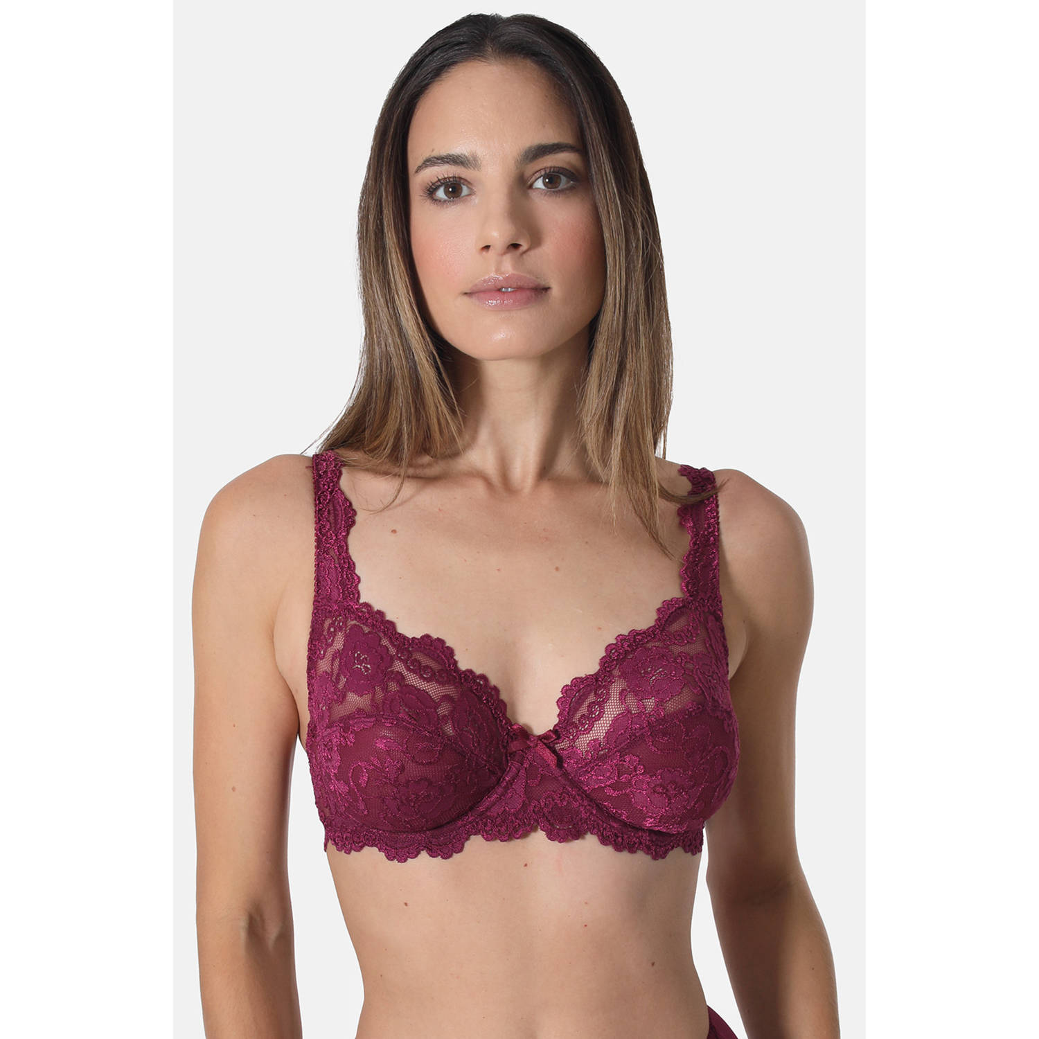 Sassa Mode niet-voorgevormde beugelbh Classic Lace donkerrood