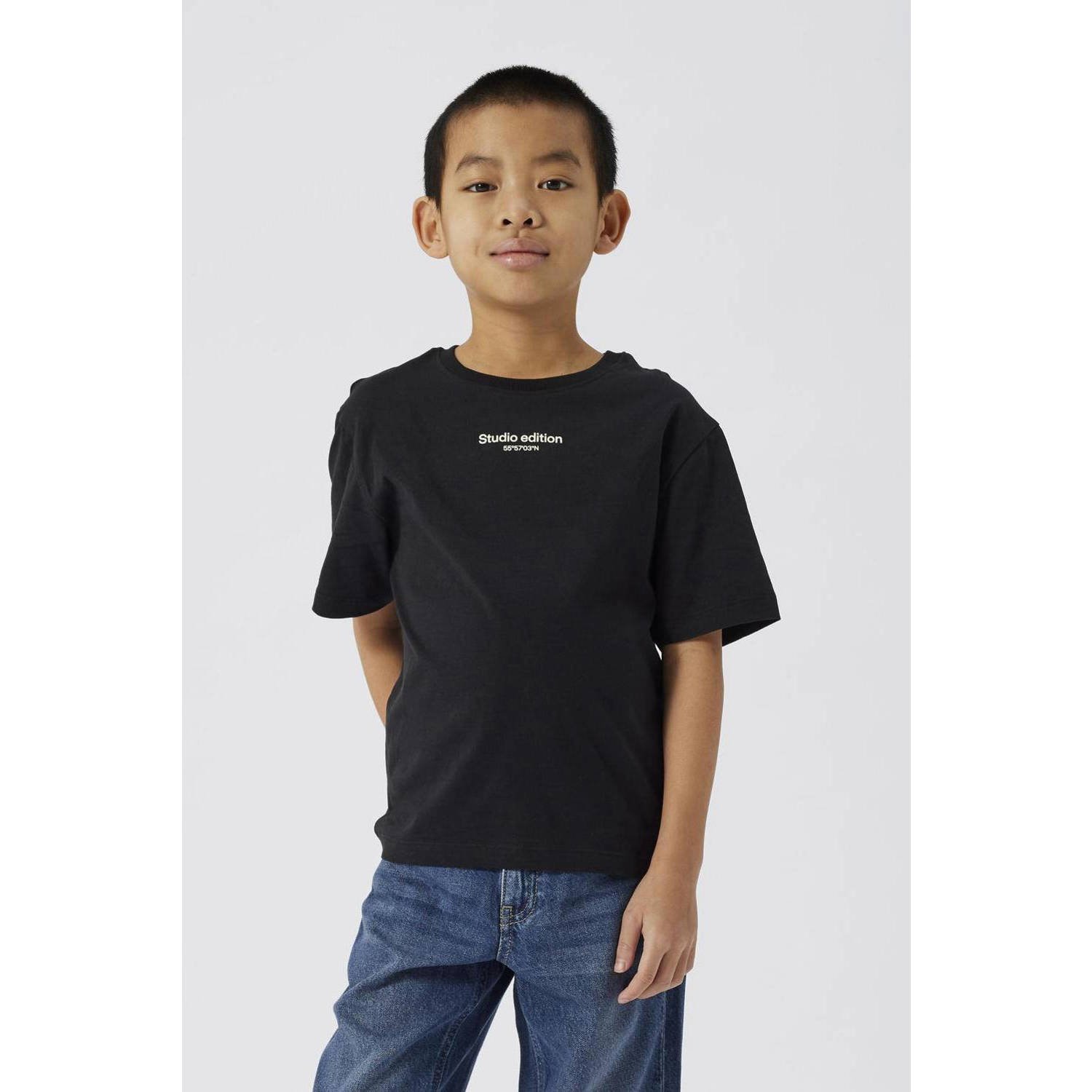 Name it KIDS T-shirt NKMBRODY met tekst zwart Jongens Katoen Ronde hals 122 128
