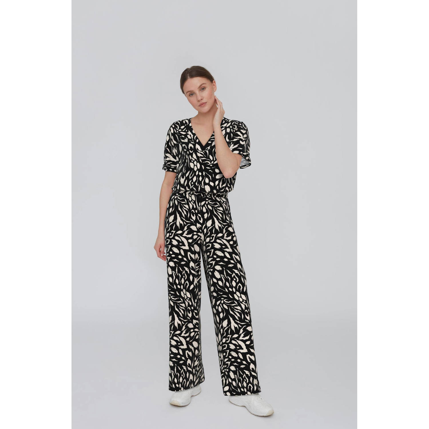 VILA wide leg broek YA met all over print zwart beige