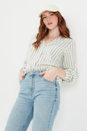 thumbnail: Cache Cache blouse