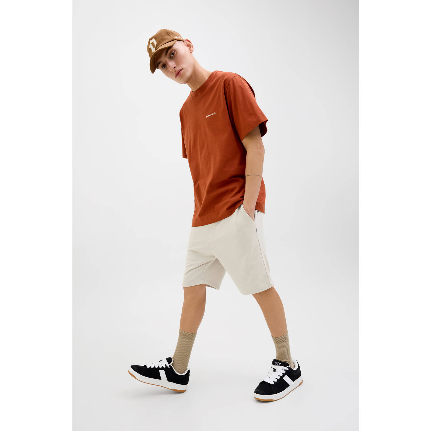 JACK & JONES PANTS STUDIO regular fit sweatshort JPSTGORDON beige