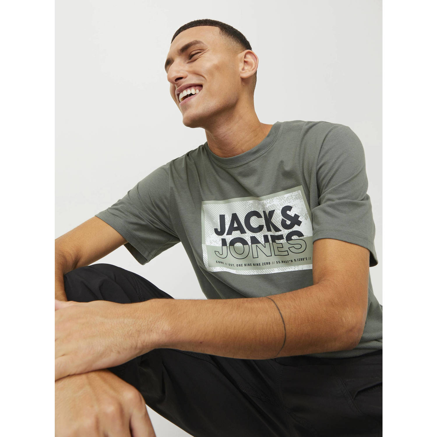 JACK & JONES CORE regular fit T-shirt JCOLOGAN met printopdruk groen