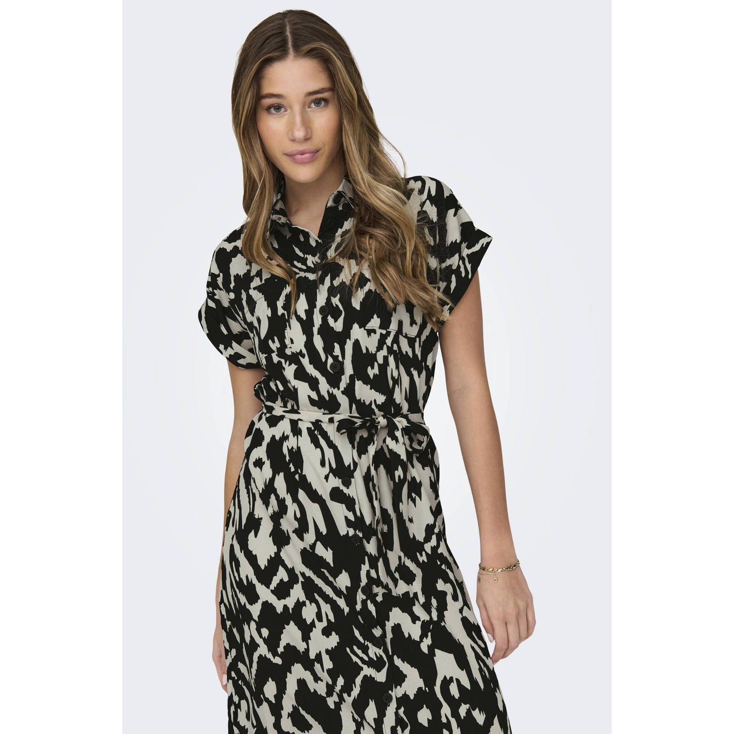 ONLY blousejurk ONLHANNOVER met all over print en ceintuur zwart grijs