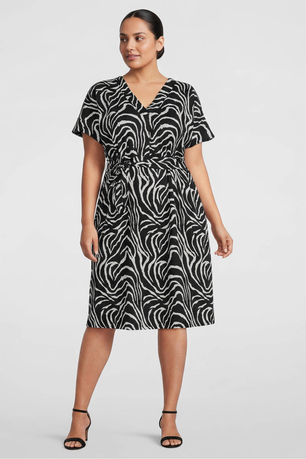 GREAT LOOKS crinkle jurk met V-hals zwart/wit