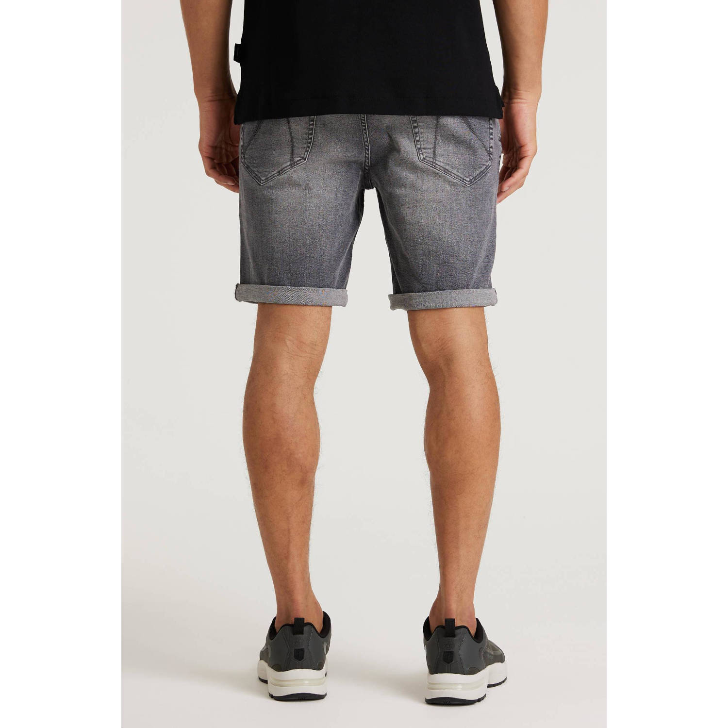 CHASIN' slim fit short Crown s. James grey denim