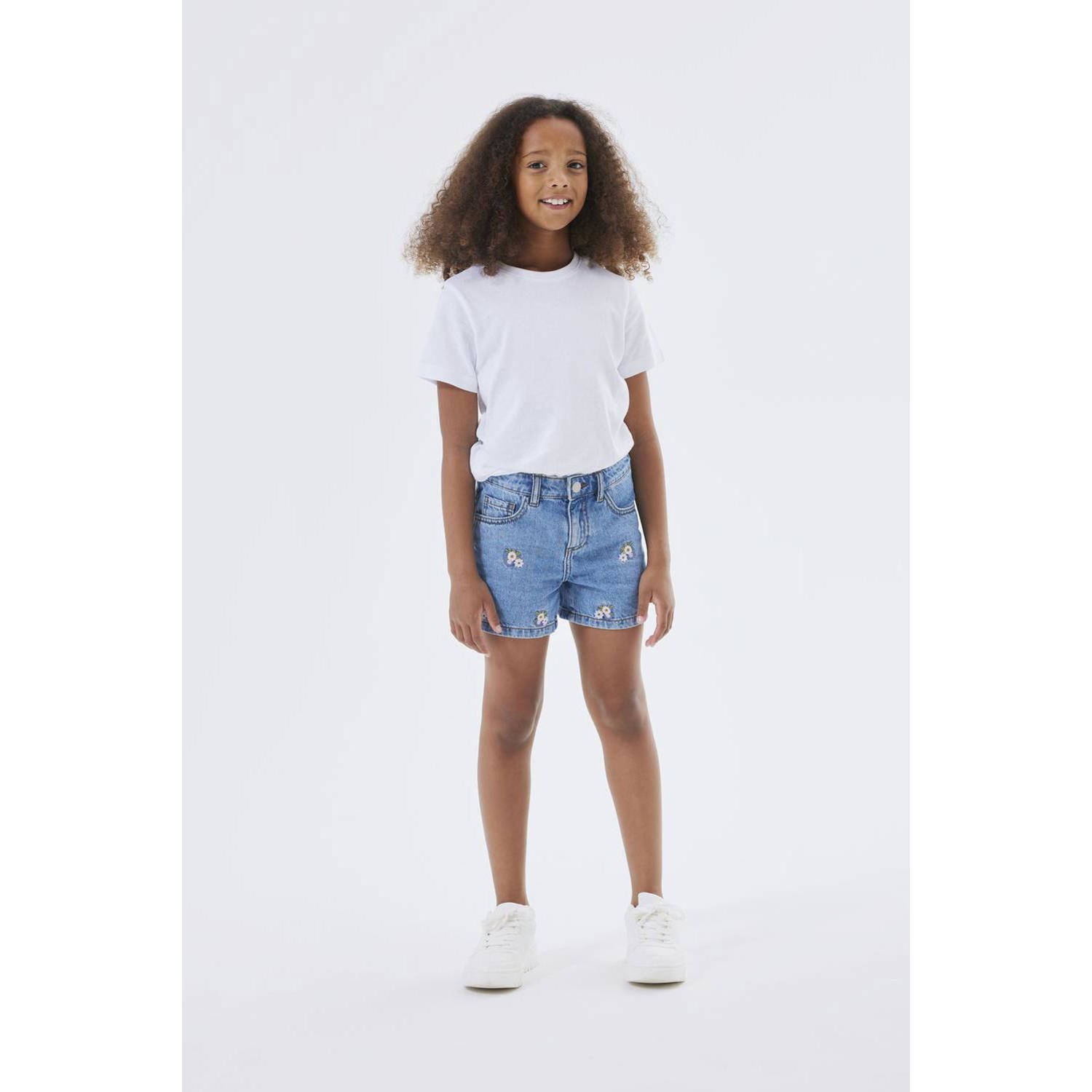 Name it KIDS gebloemde regular fit denim short NKFBELLA medium blue denim Korte broek Blauw 104