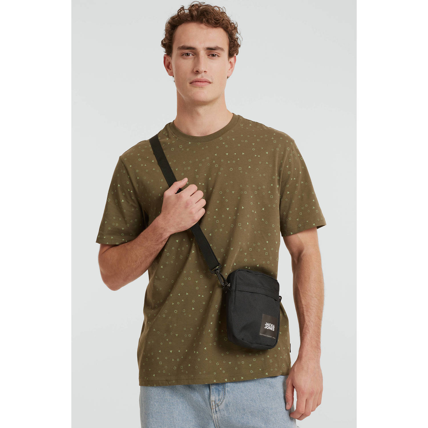 ONLY & SONS T-shirt ONSBASTIAN met all over print olive night