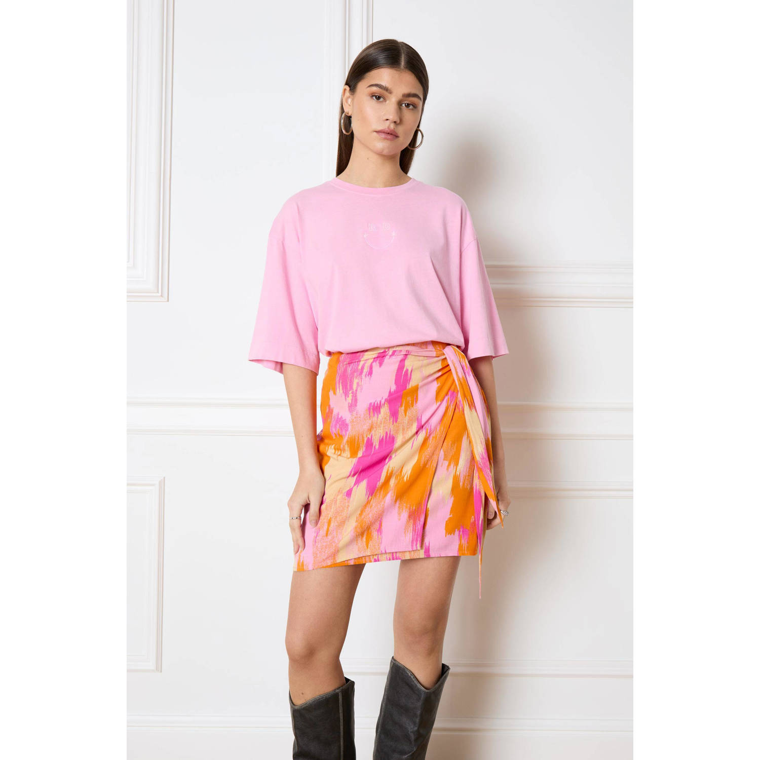 Refined Department rok Estelle met all over print roze oranje geel