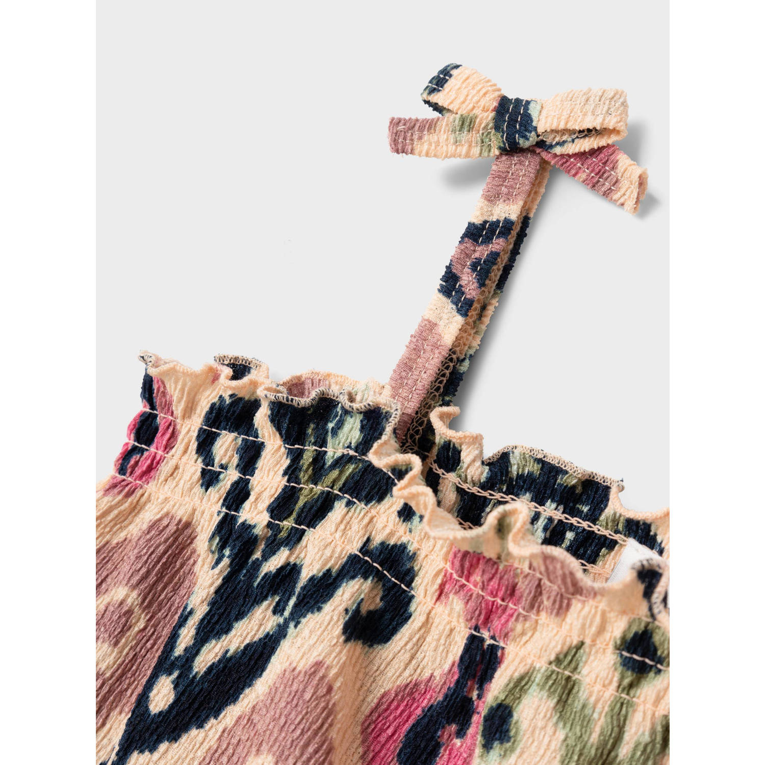 NAME IT KIDS singlet NKFHABANE met all over print en ruches ecru multicolor