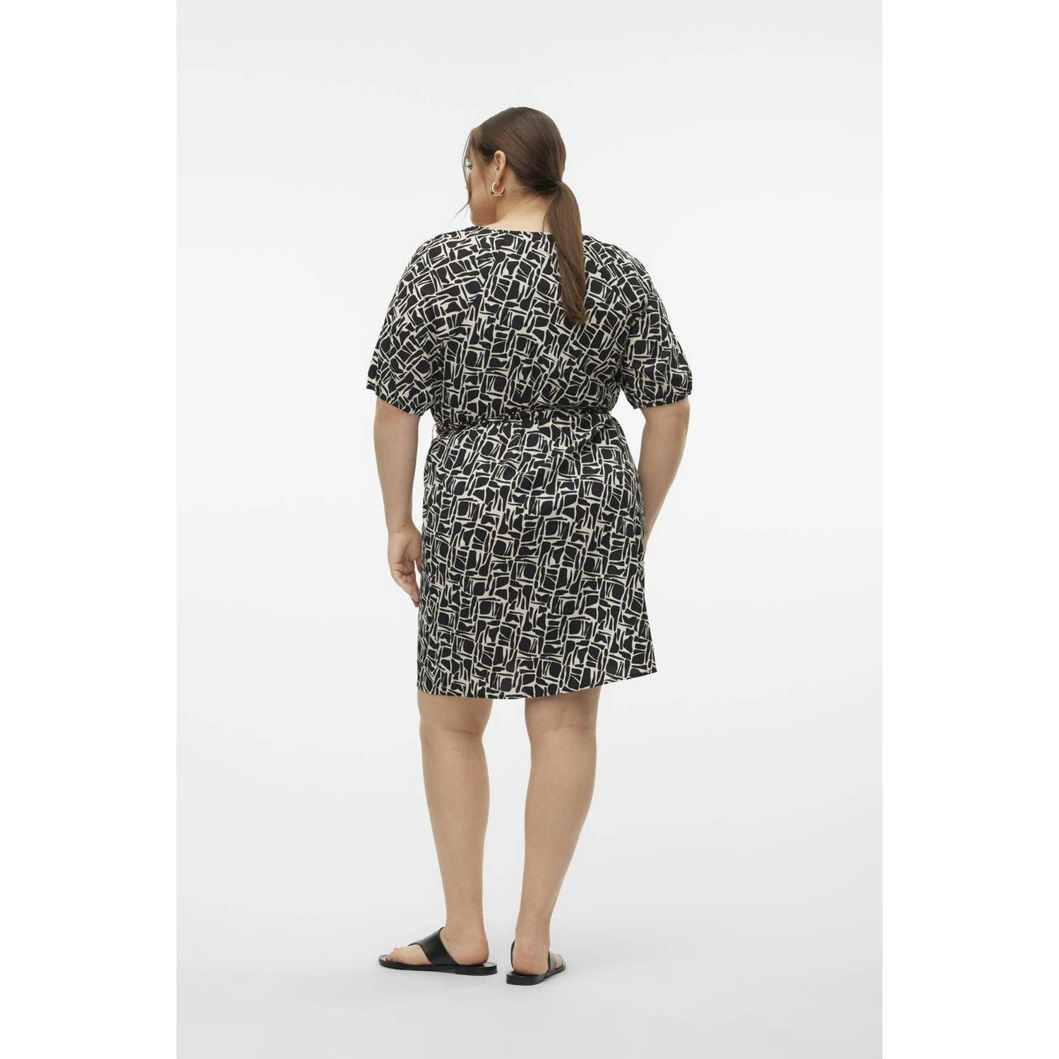 VERO MODA CURVE jurk VMCPAGE met all over print zwart wit