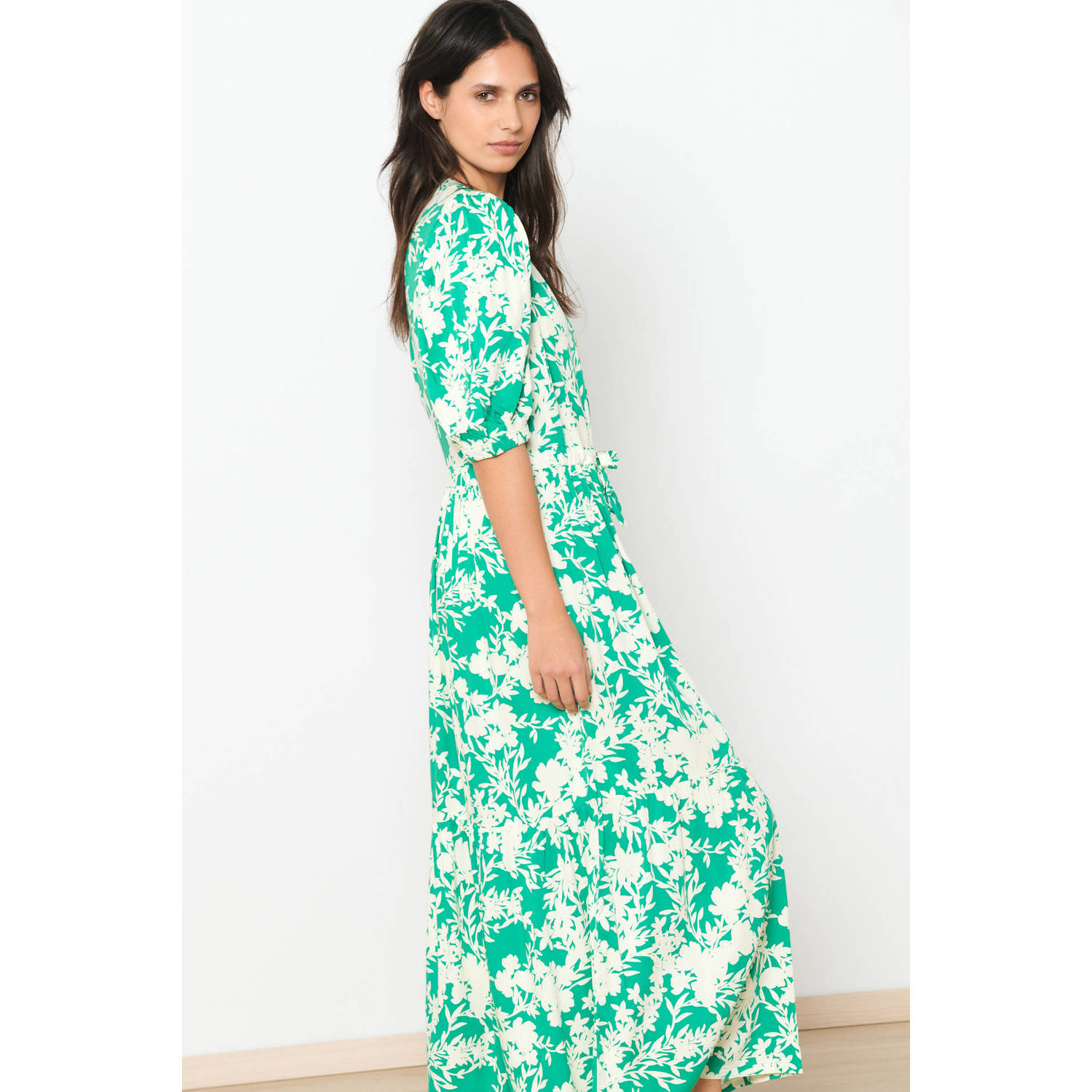 LOLALIZA maxi jurk met all over print en volant groen ecru