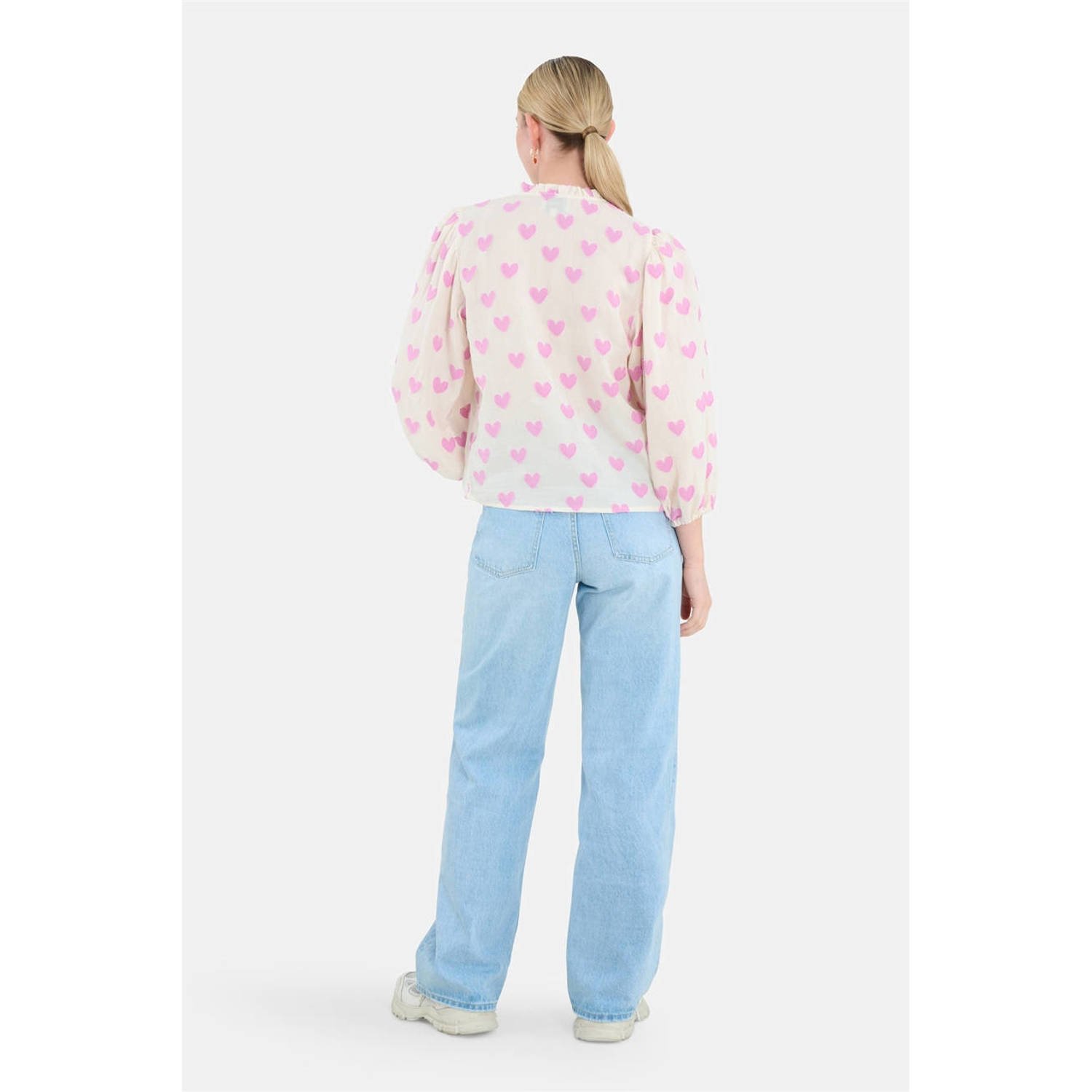 Shoeby blousetop met hartjes en ruches ecru roze