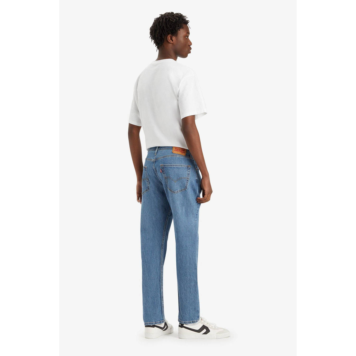 Levi's 502 tapered fit jeans