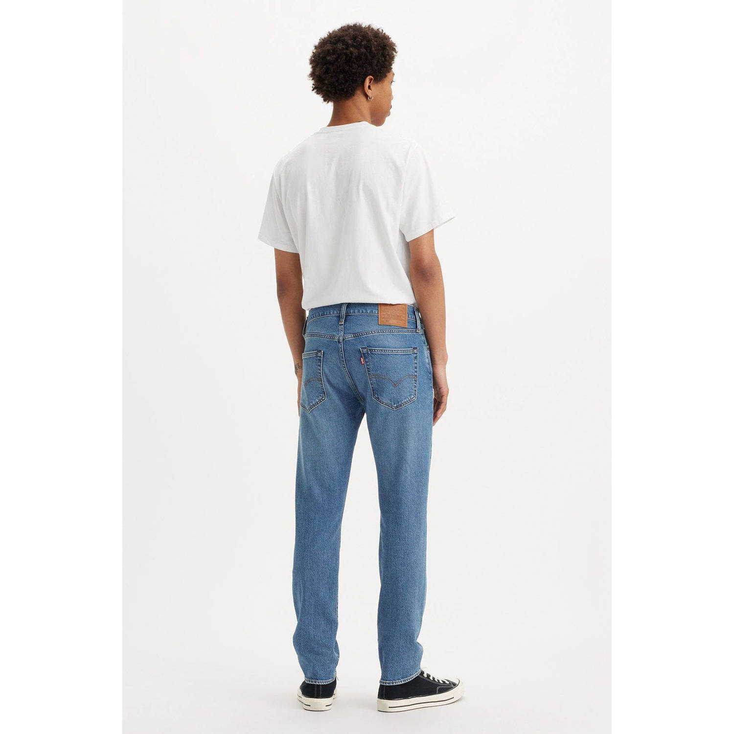 Levi's 502 tapered fit jeans