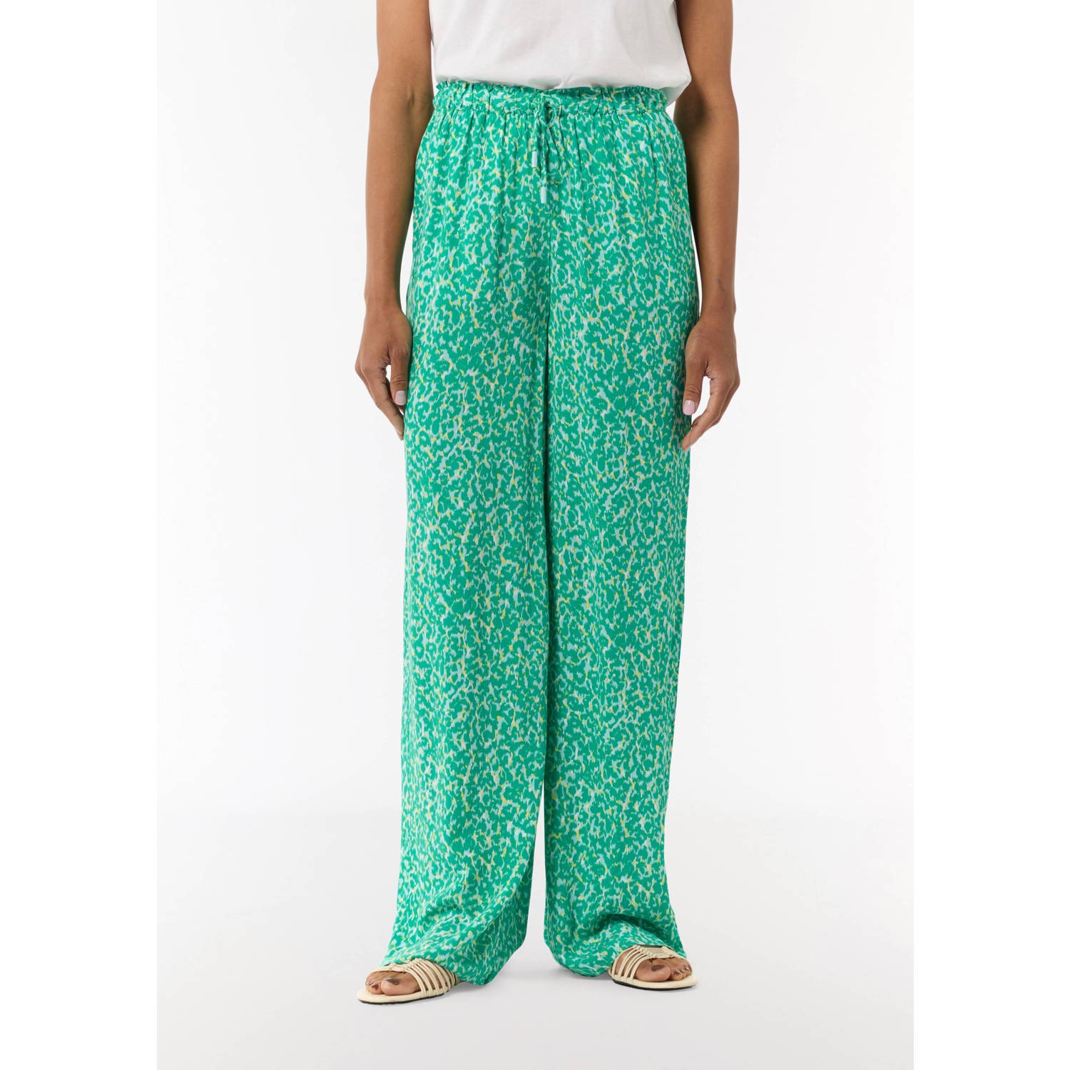 comma casual identity high waist relaxed broek met all over print groen blauw