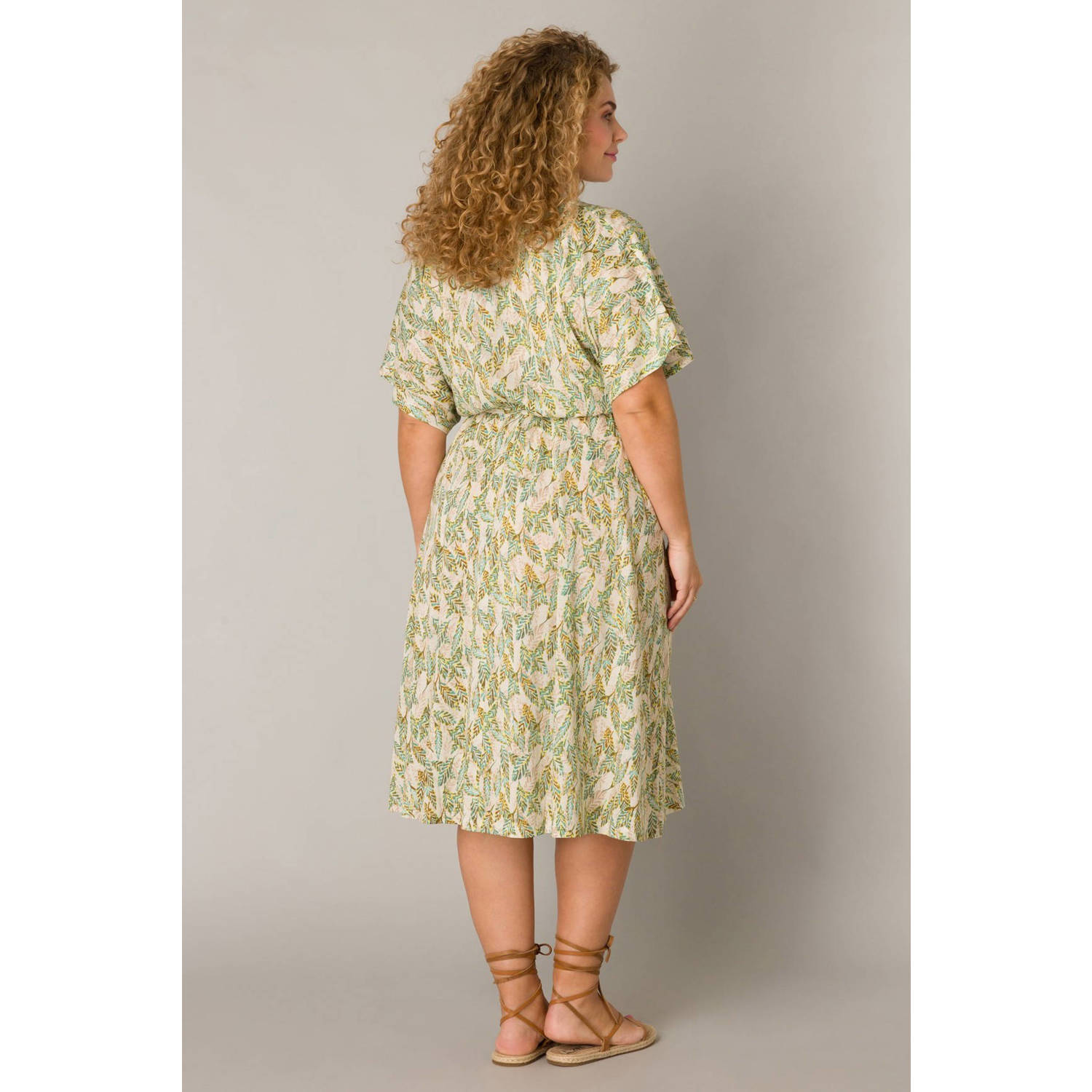 Yesta A-lijn jurk met bladprint en ceintuur olijfgroen crème