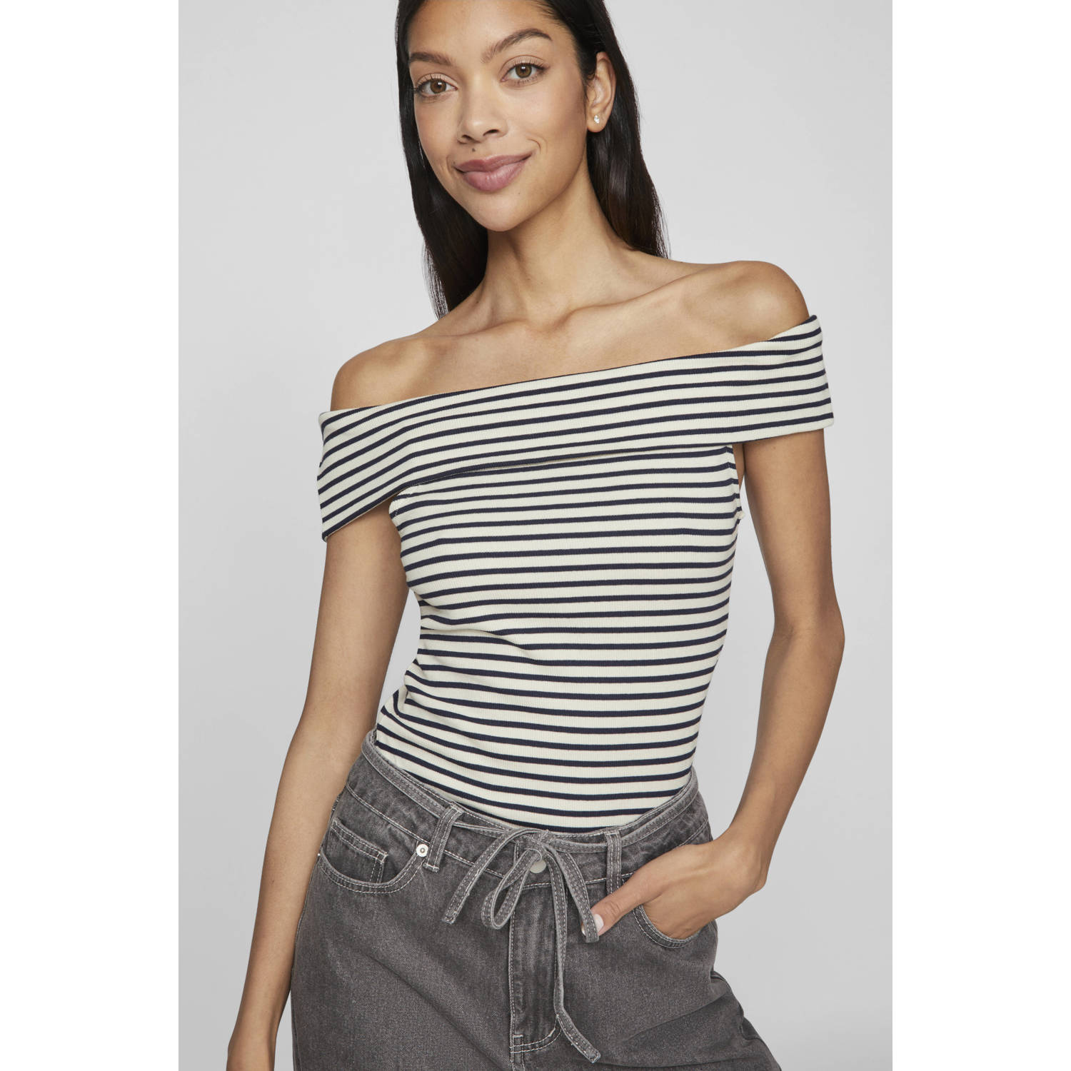 VILA gestreepte off shoulder top VISALJA donkerblauw wit