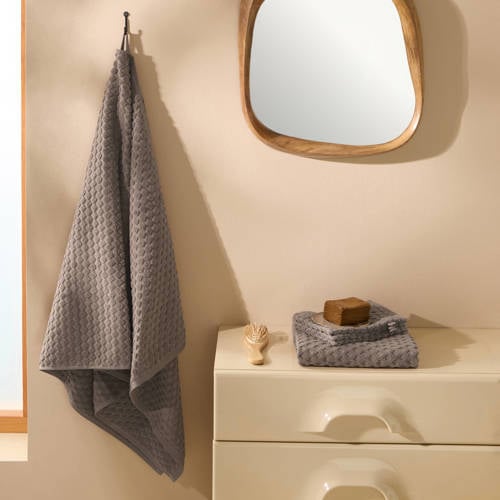 Wehkamp NOUS Living handdoek taupe (140x70 cm) aanbieding