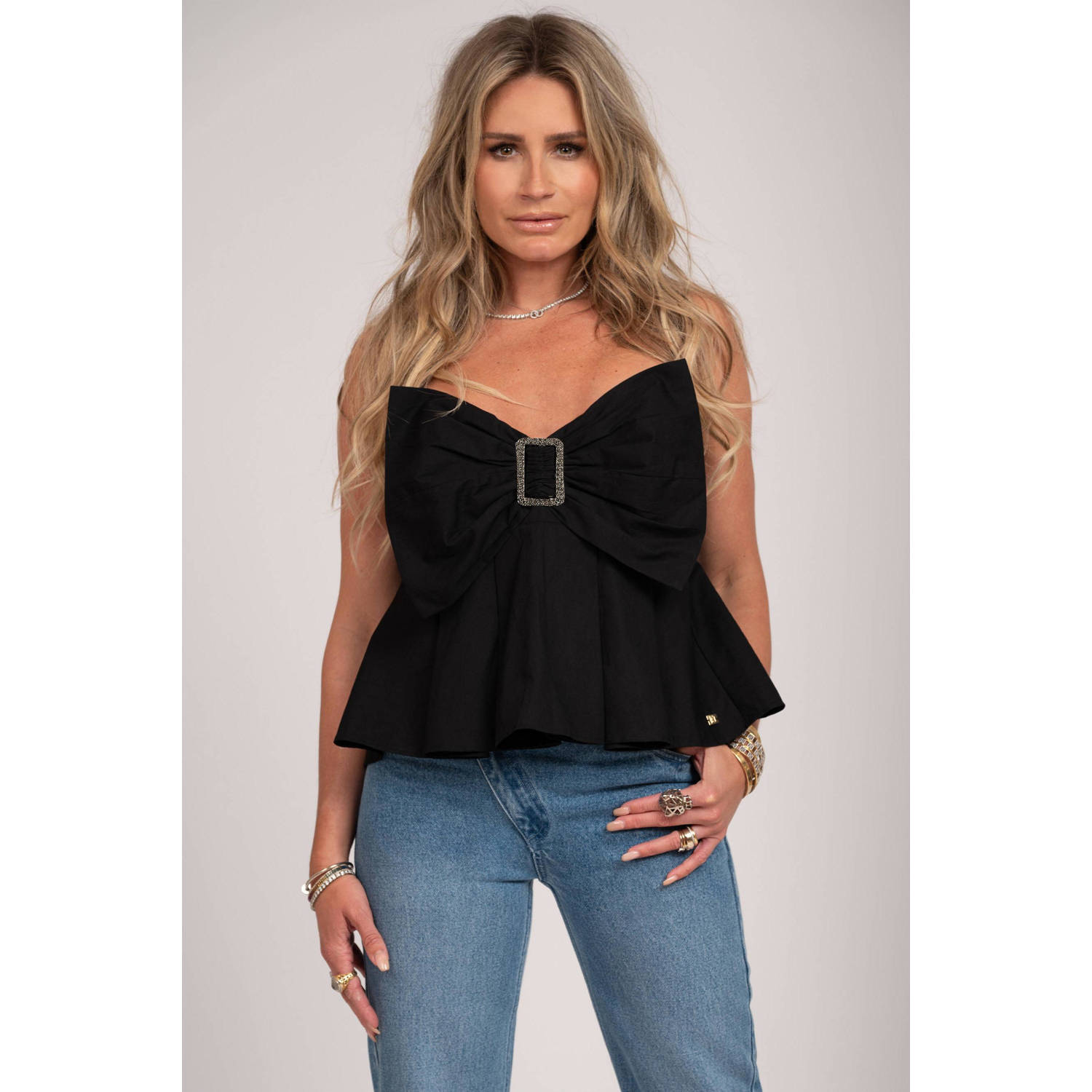 NIKKIE top zwart