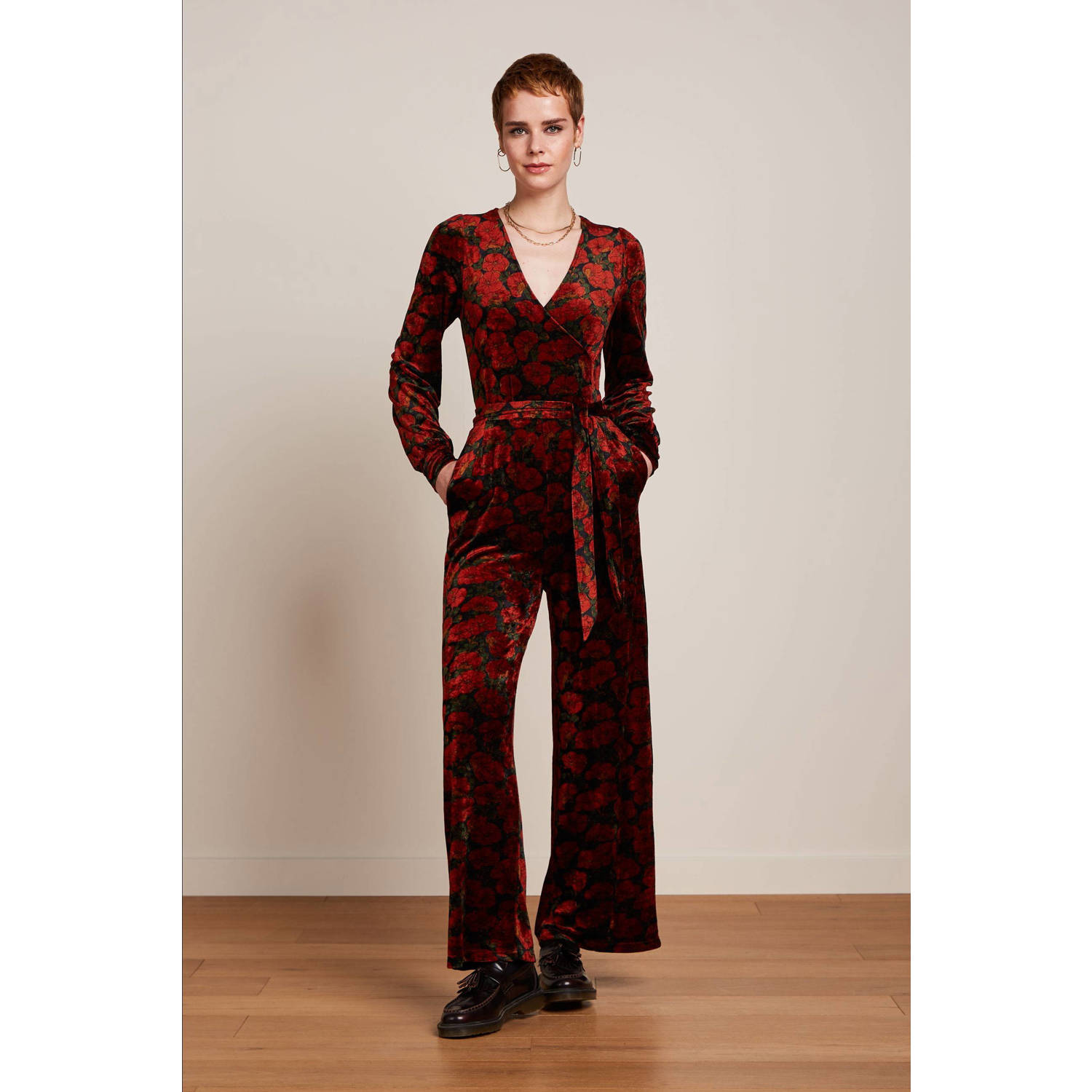 King Louie gebloemde fluwelen jumpsuit Zita rood zwart