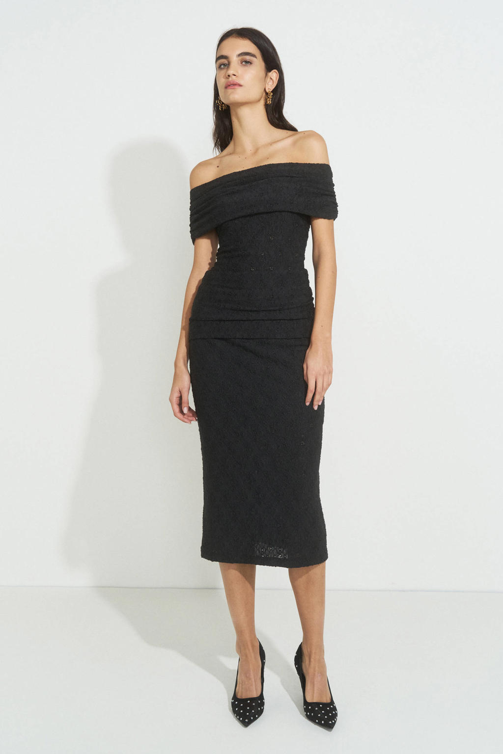 Zwarte dames Ruby kanten off shoulder top met korte mouwen