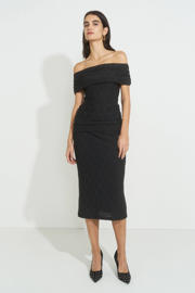 thumbnail: Zwarte dames Ruby kanten off shoulder top met korte mouwen