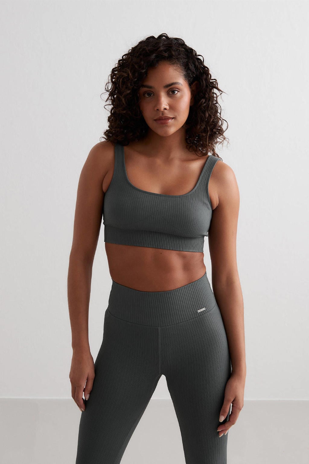 Aim'n sport-bh rib medium support Seamless grijsgroen