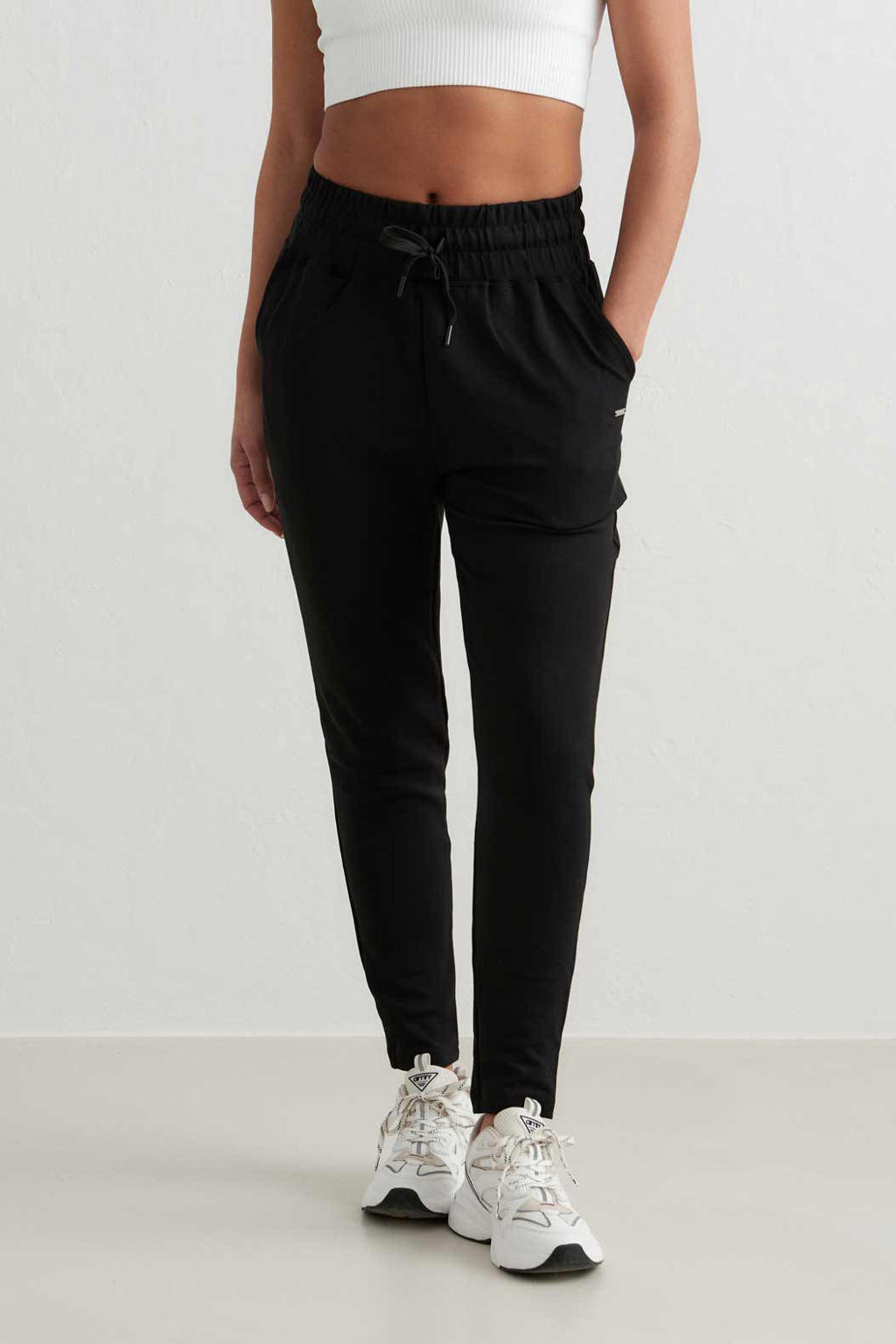 Zwarte dames Aim'n joggingbroek Comfy van modal met regular fit, regular waist en effen
