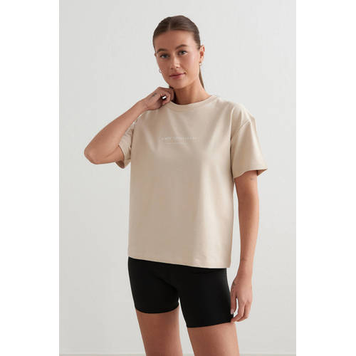 Aim'n T-shirt Serif beige afbeelding