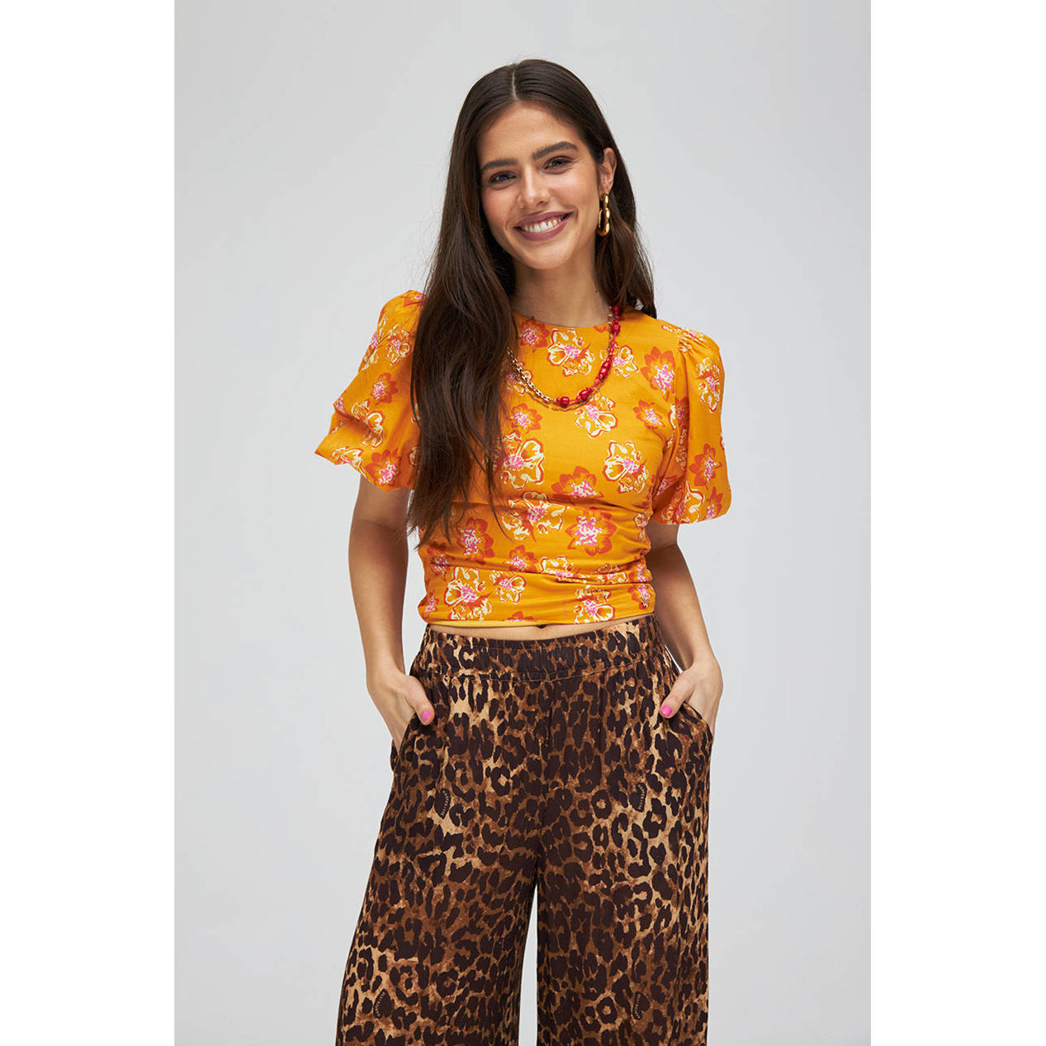 HARPER & YVE gebloemde top LIZZY met open rug oranje