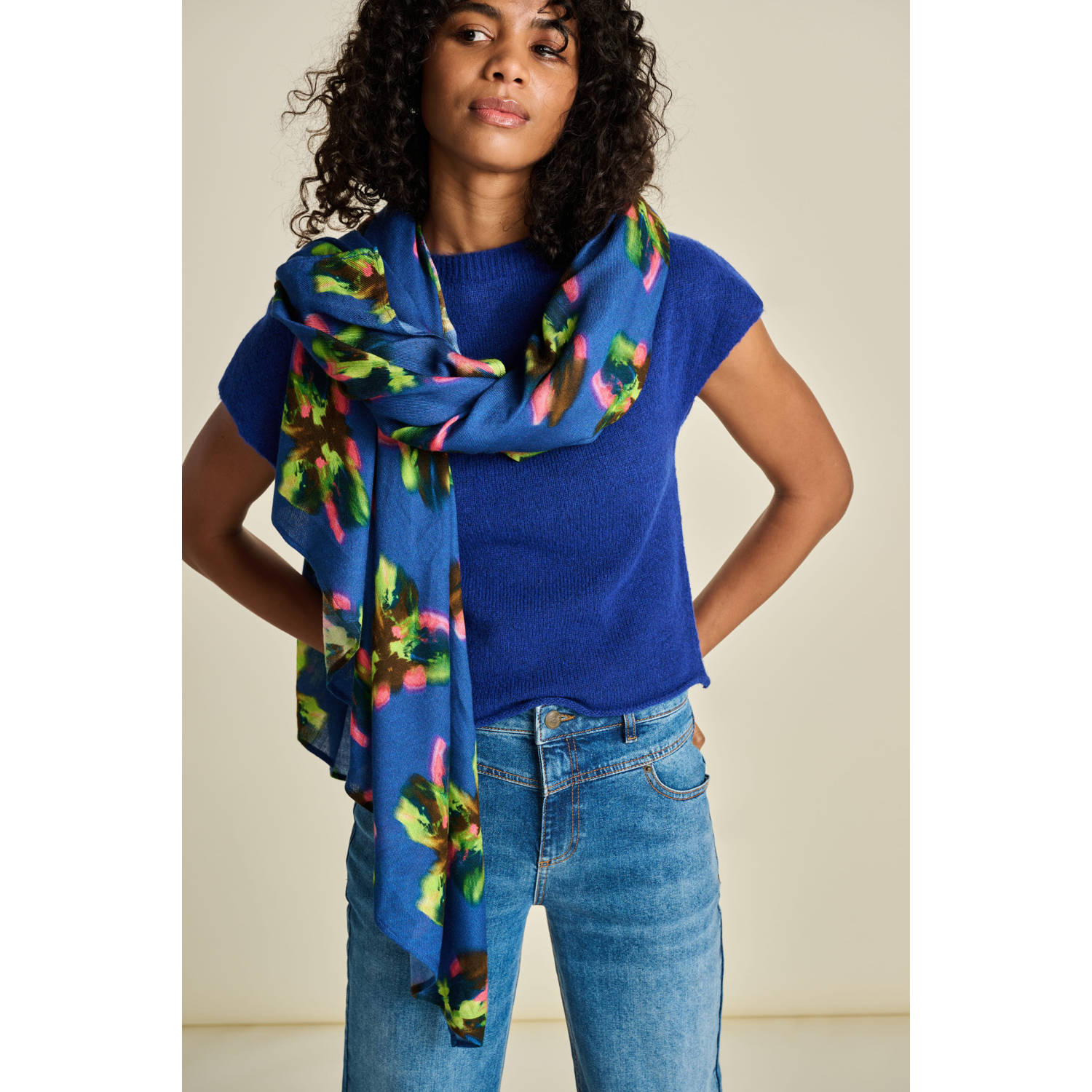 POM Amsterdam sjaal met dierenprint blauw