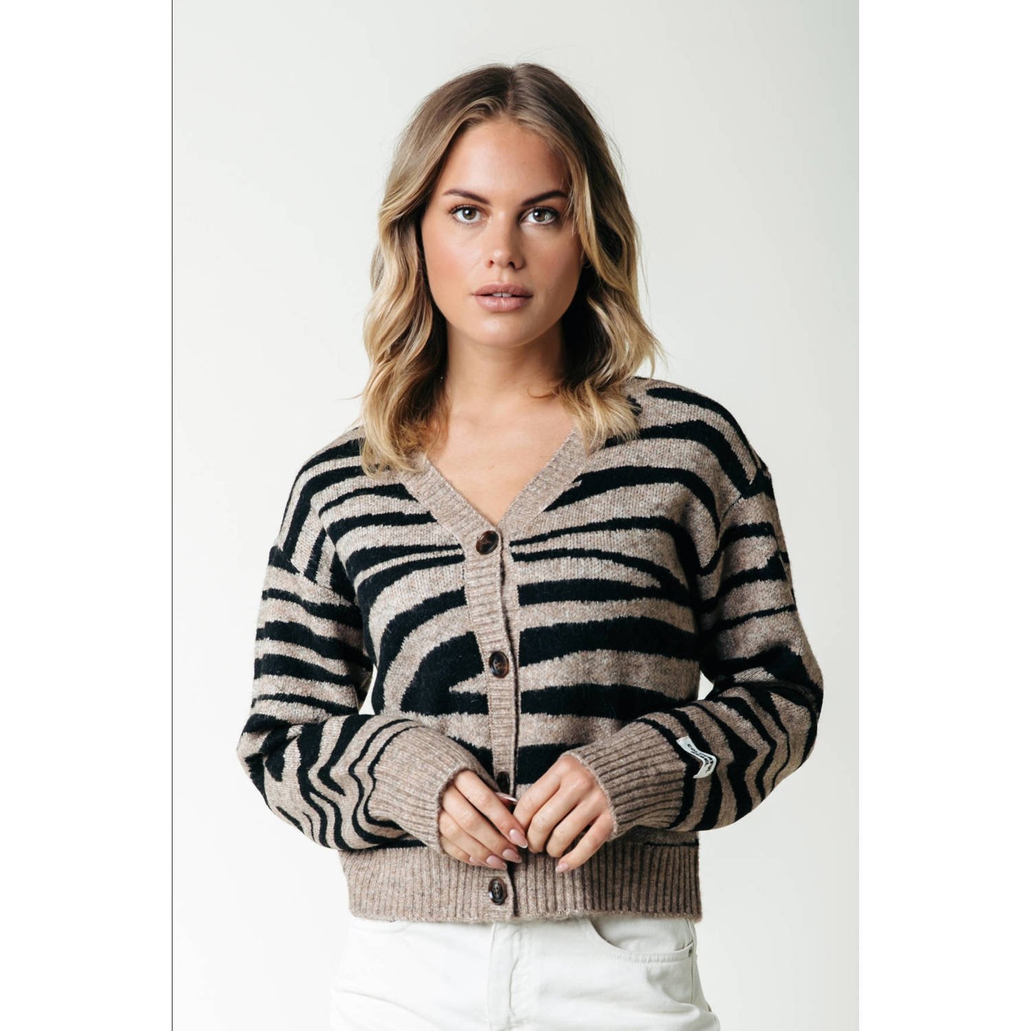 COLOURFUL REBEL Dames Truien & Vesten Shara Zebra Knitted Cardigan Bruin