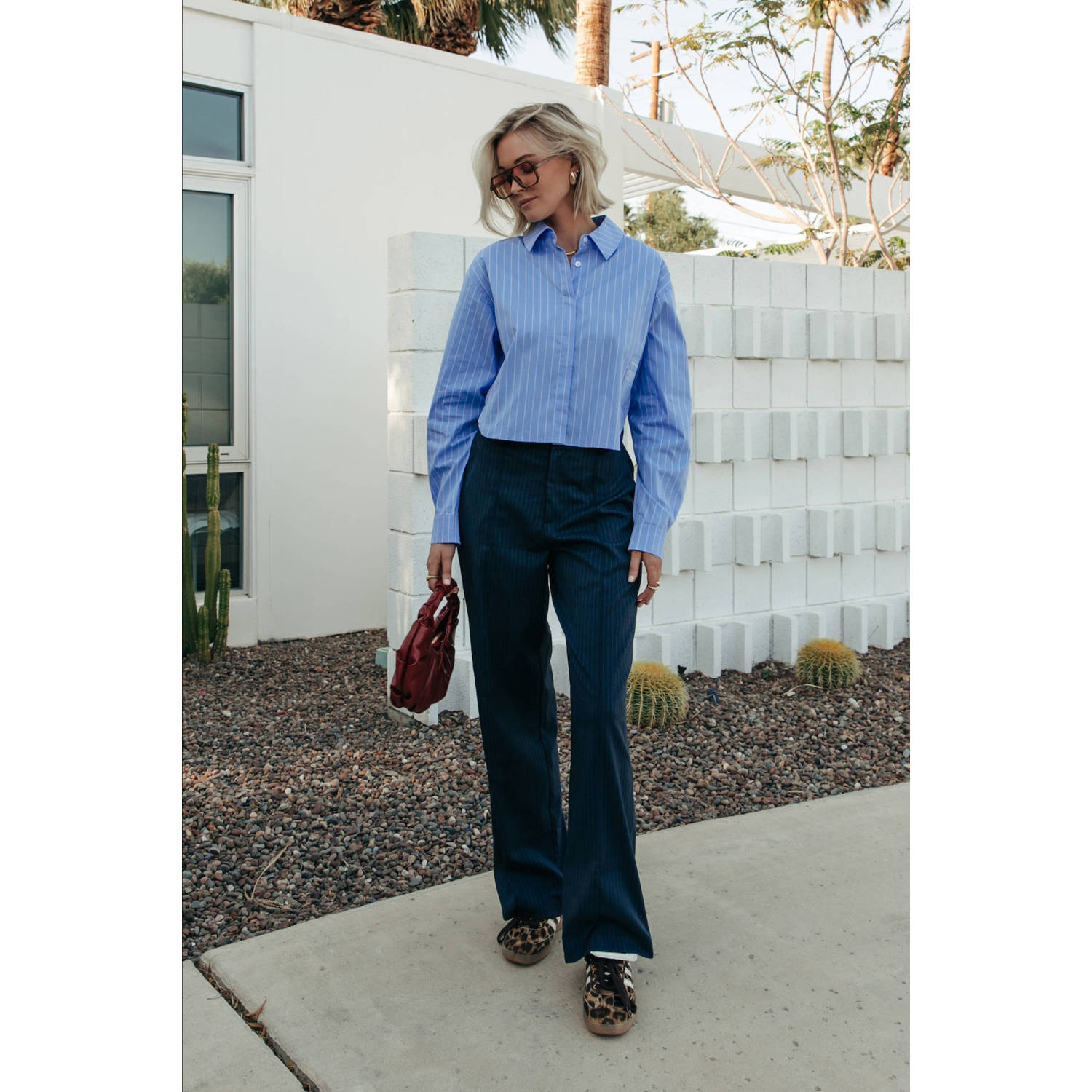 Colourful Rebel high waist straight fit broek met krijtstreep donkerblauw