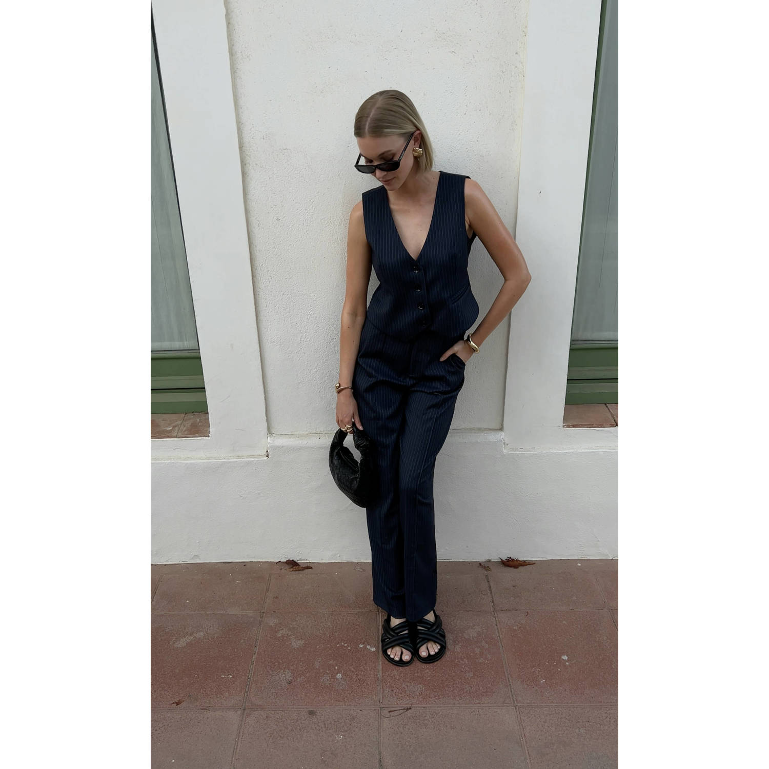 Colourful Rebel high waist straight fit broek met krijtstreep donkerblauw