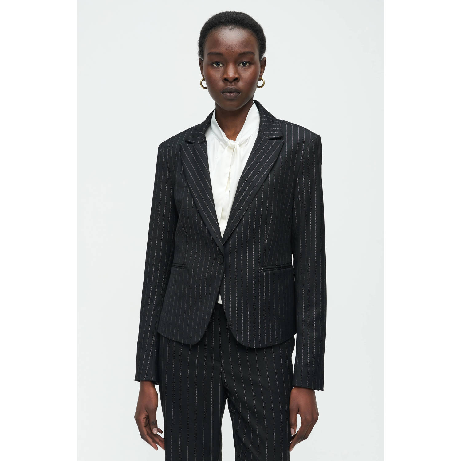 Jane Lushka getailleerde blazer Elvira met krijtstreep zwart wit