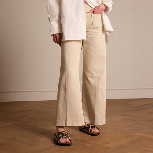 Manfield leren slippers met panterprint beige afbeelding