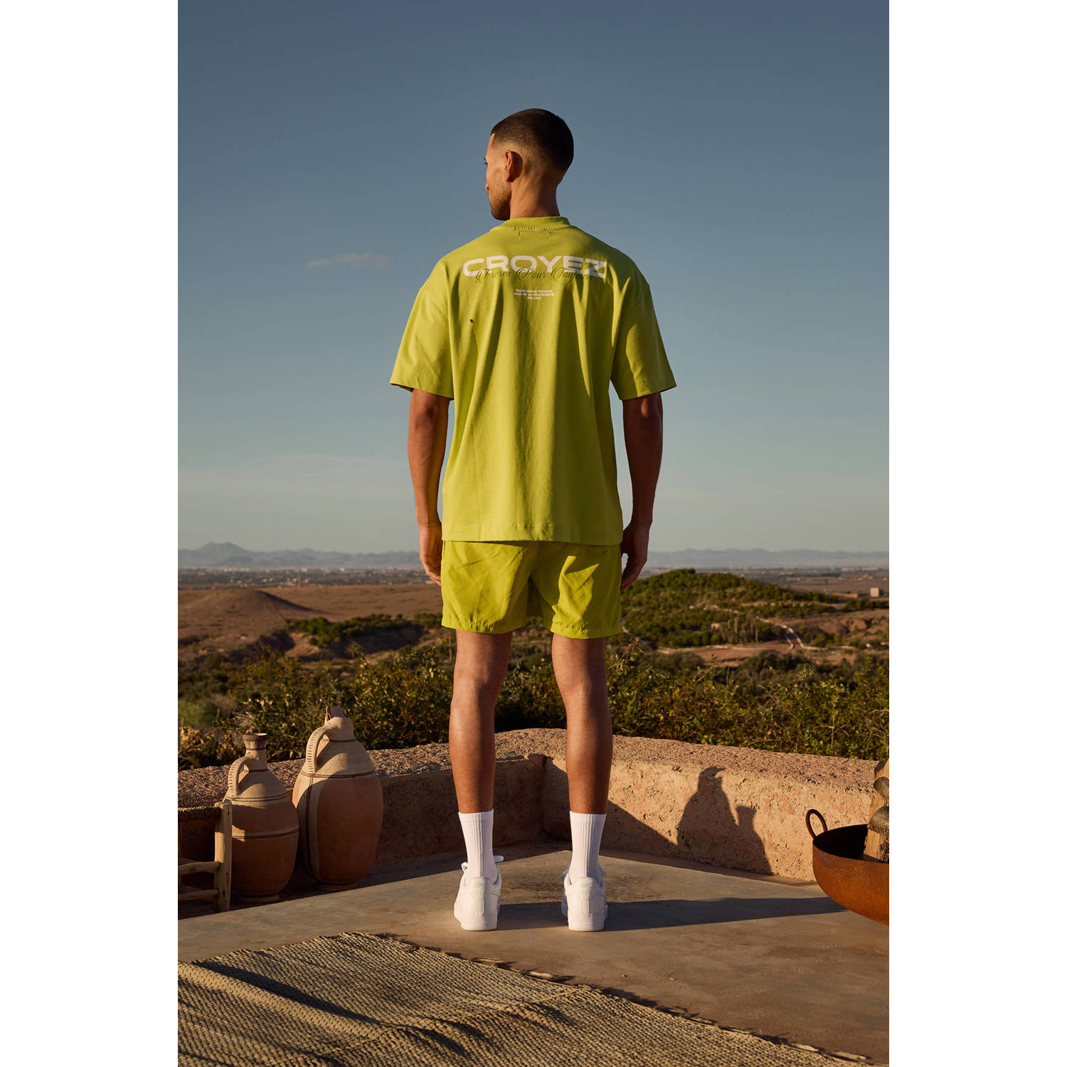 Croyez oversized T-shirt Fr√ res met backprint groen