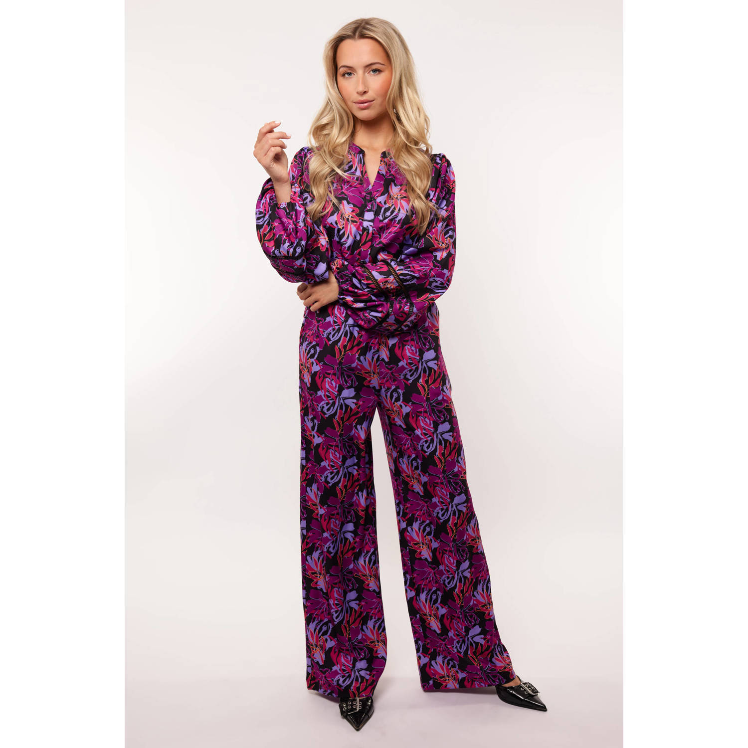 FLURESK high waist straight fit broek met all over print zwart roze