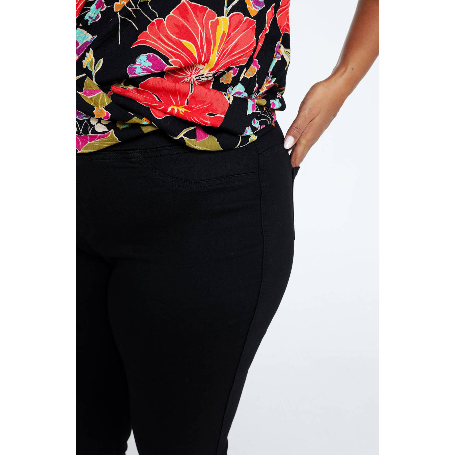 Paprika high waist slim fit broek zwart