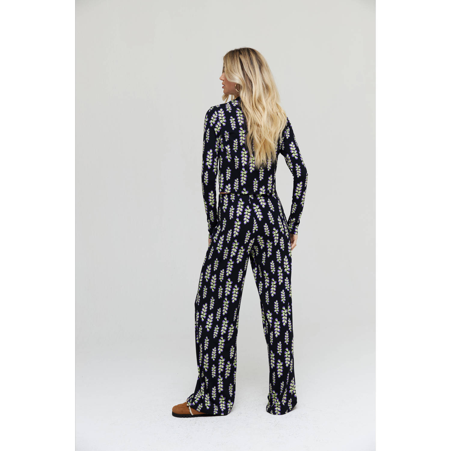 HARPER & YVE high waist straight fit broek JANE-PA met bladprint zwart