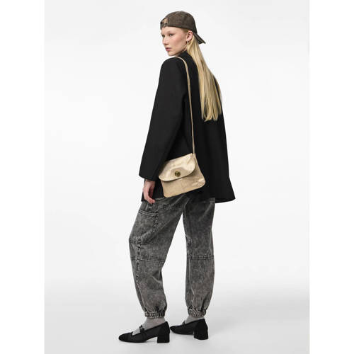 PIECES leren crossbody tas PCTOTALLY goudkleurig afbeelding